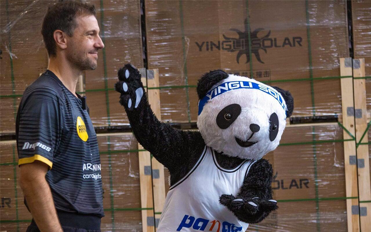 Sonnenscheine fuer Vereine mit Timo Boll und den Pandas von Yingli